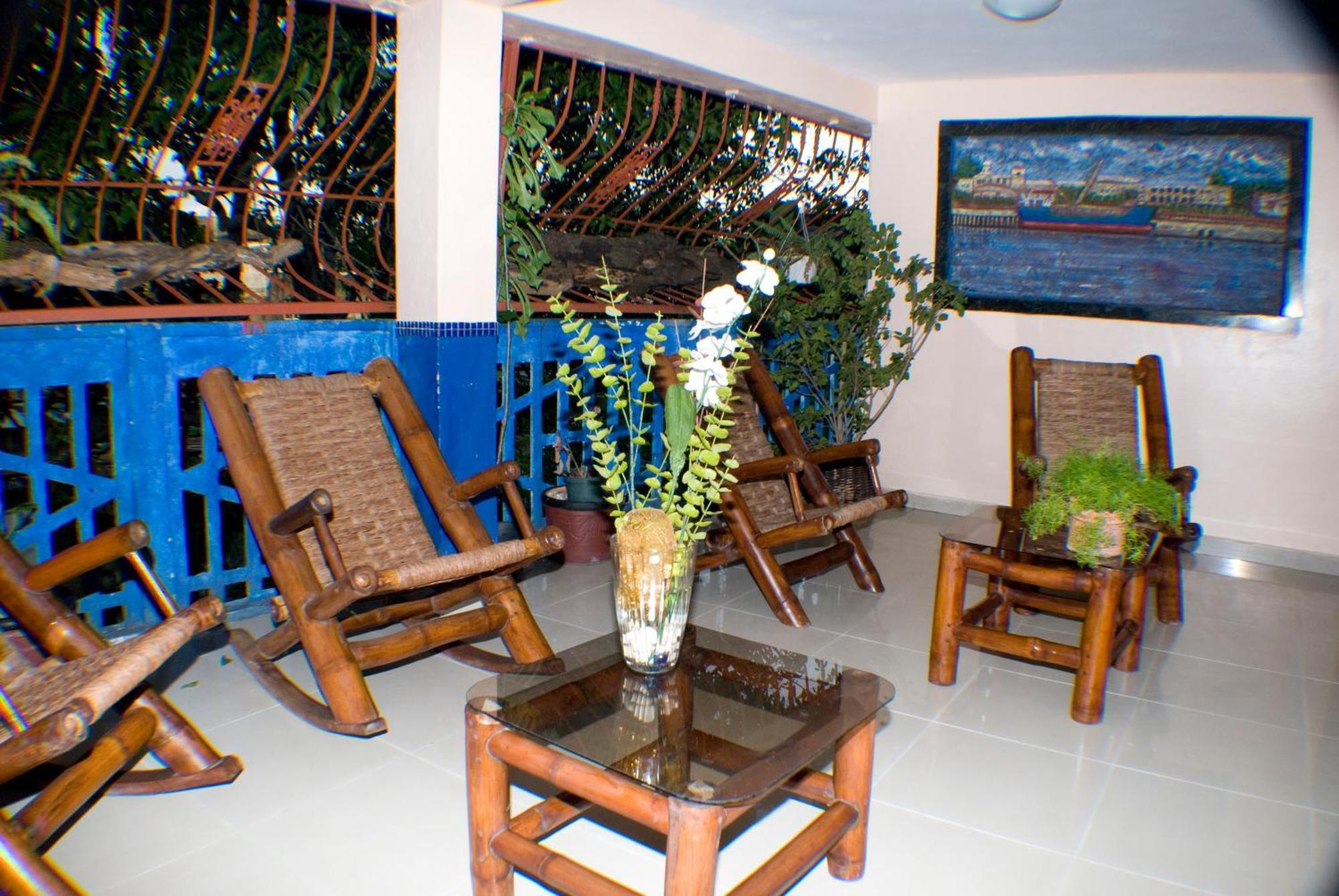 Hotel Luis V Santo Domingo Exterior photo